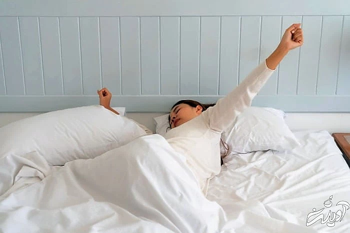 بیدار شدن وسط خواب شبانه بیدار شدن